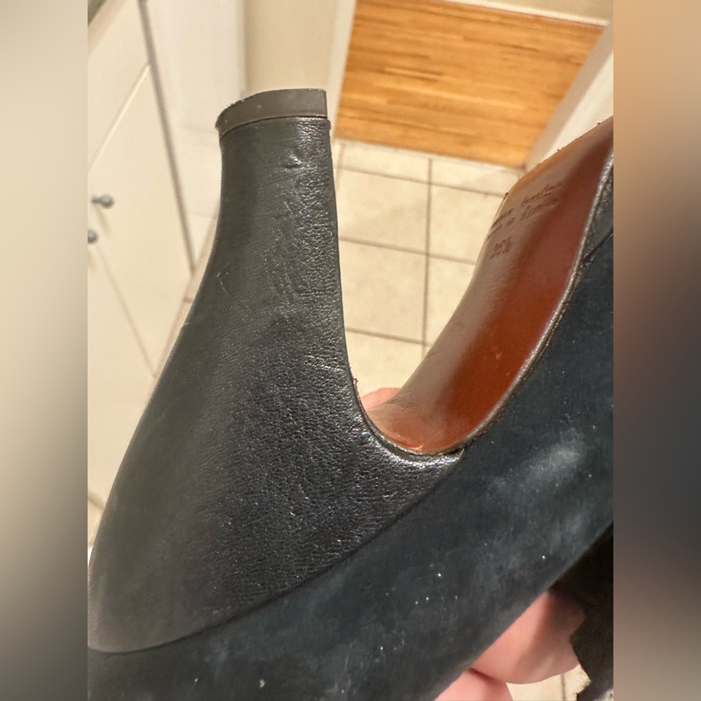 Chie Mihara Navy Blue Suede and Leather Heels with Bow Detail Size 36 1/2 - Picture 13 of 16